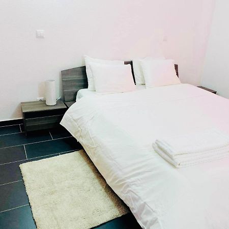 Albufeira Beach Side Apartment Dış mekan fotoğraf