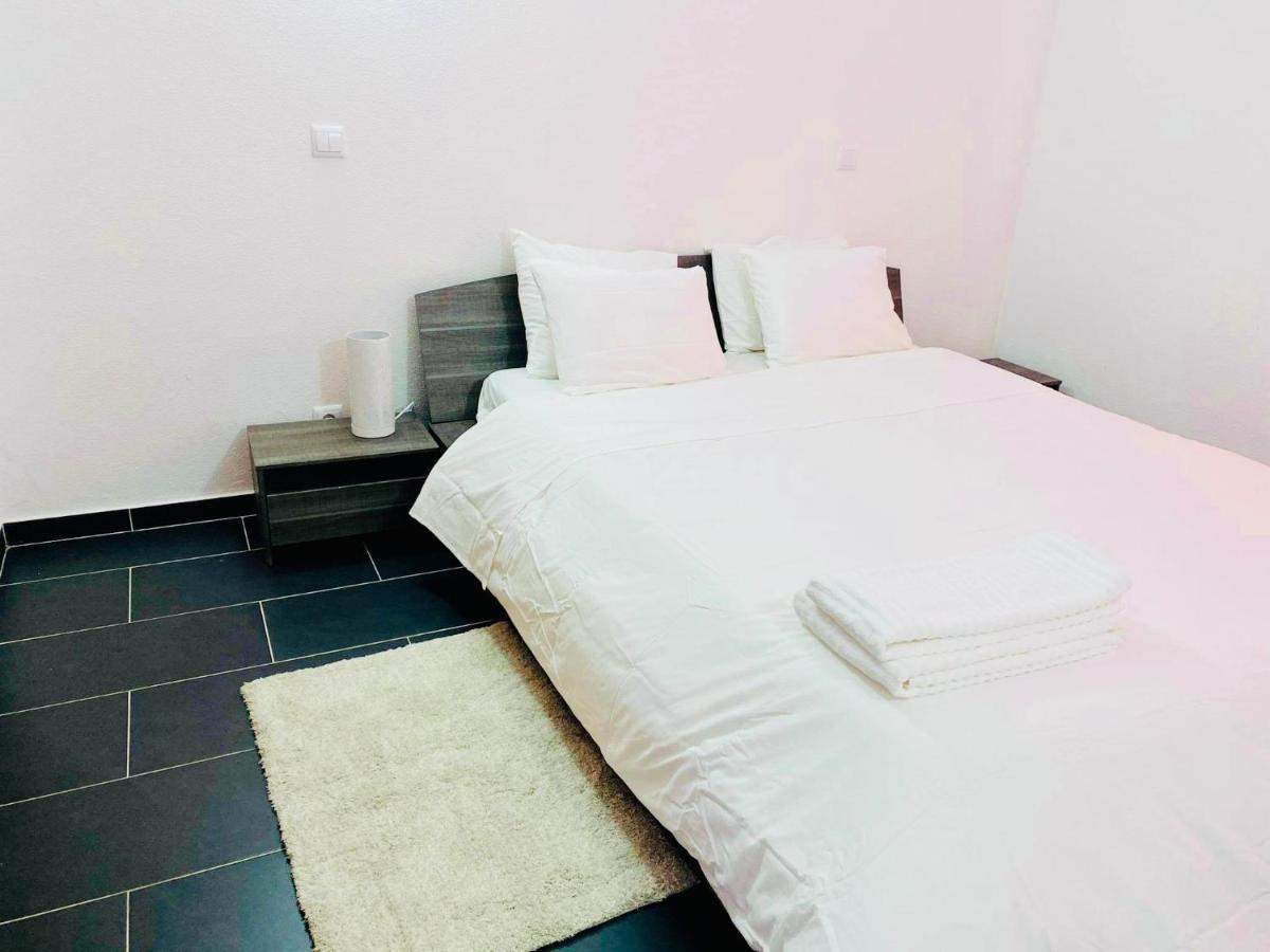 Albufeira Beach Side Apartment Dış mekan fotoğraf