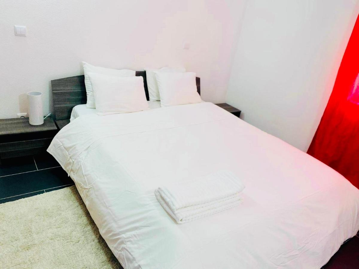 Albufeira Beach Side Apartment Dış mekan fotoğraf
